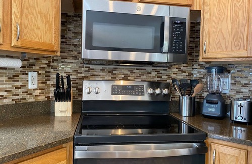 Evergreen House | ECHO HILLS MOUNTAIN LODGE - Evergreen Mtn Top Retreat - Foothills of the Rockies