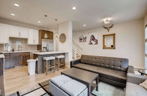 Georgetown House | Elbert's Escape | Sleeps 8 | Lakefront Views