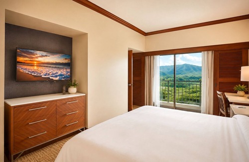 Ko Olina Resort | Exclusive 𝐅𝐢𝐧𝐝𝐢𝐧𝐠 𝐌𝐞𝐢𝐥𝐢 offers: Beachfront KoOlina Resort+Amenities