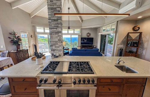 Princeville House | Fabulous 5 br 10 cliffside home! AC Brand new listing!