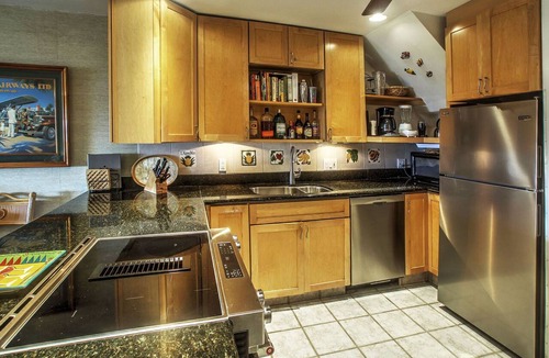 Kahana Condo | Fall for Savings $285n 8/15-11/20 Remodeled! KSD7 - Sullivan