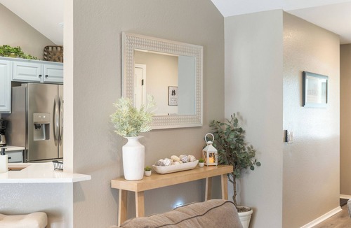 Fayetteville House | FayetteChill Casita - Modern Comfort Near the Heart of Fayetteville. NWA's Best