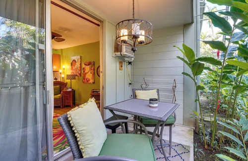Historic Kailua Village Condo | First Responders Book With Us - Kona Islander Inn!