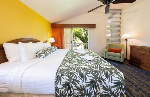 Princeville Hotel | Four 1BR Condos w/Beach Gear + Pool & Jacuzzi + Fire Pits | Free Parking