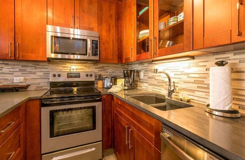 Kihei Condo | Full-Kitchen, Lanai, Washer/Dryer–KSM #6309