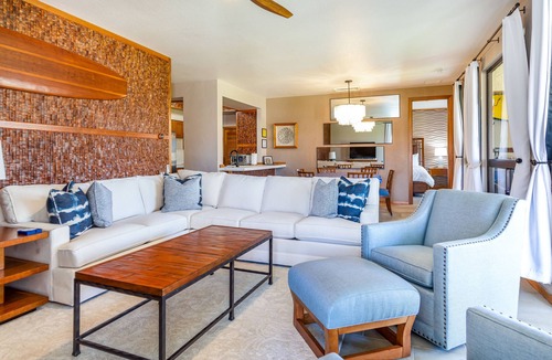 Waikoloa Condo | Fully renovated & customized condo with lanai, pool, hot tub, tennis, central AC