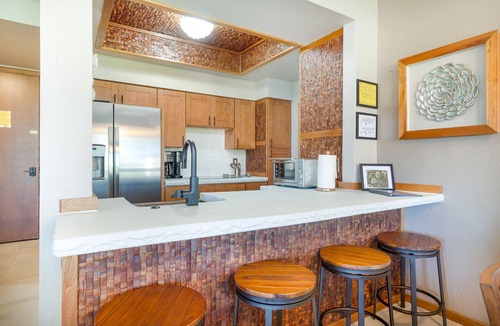 Waikoloa Condo | Fully renovated & customized condo with lanai, pool, hot tub, tennis, central AC
