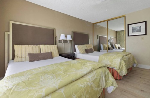 Wailua Hotel | Garden Island Escape! Perfect Vacation | Onsite Pool + Hot Tub + Free Parking