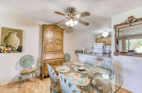 Maunaloa Apartment | Garden-View Molokai Condo with Lanai, Pool & Walk to Beach