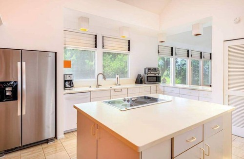 Waikoloa House | Gather the Group in a Spacious House with Pool - Close to Golf Course