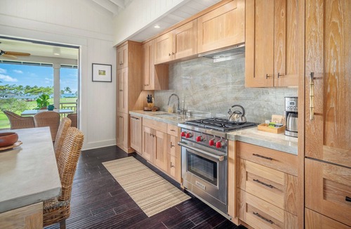 Poipu House | Golf Course View | Resort Amenities | Outdoor Shower
