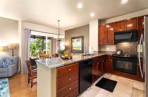 Waikoloa Condo | 🏖️Golf Discounts Included | 2 King Beds + Pickleball Villa