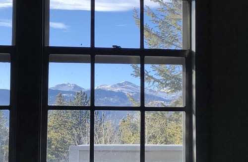 Black Hawk House | Gorgeous Fall Colors at Quartz Point Ranch: 20 beautiful acres to roam!