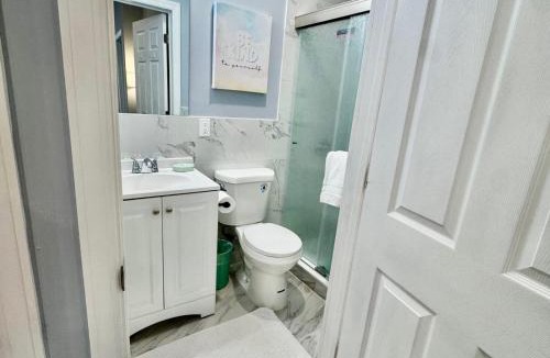 Ampere Apartment | Grand Deluxe 1BR Penthouse near Newark Airport