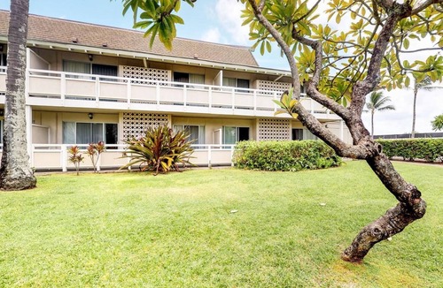 Wailua Hotel | Great Find! Stunning Garden View Suite | 3 Onsite Pools & Free Parking