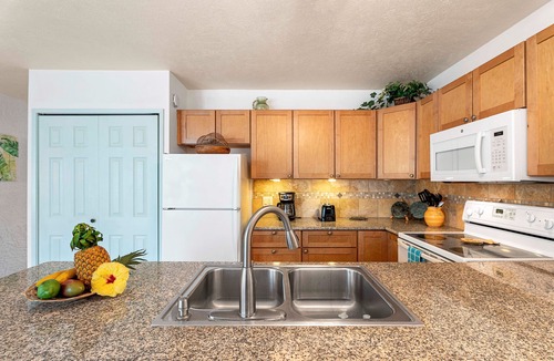 Kailua-Kona Condo | 🏖️Ground Floor Oasis | Concierge Included | AC