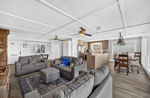 Miramar Beach House | Gulf-Front 6BR · Sleeps 15 · No Roads to Cross · Hot Tub · Free Beach Chairs