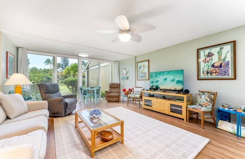 Kahuku Condo | Hale Kai - Large Enclosed Lanai - Sleeps 2