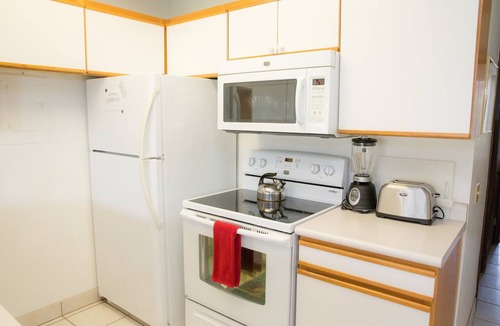 Kihei Condo | Hale Kamaole 223 Second floor condo, easy access to best beach on Maui!