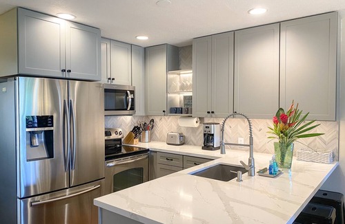 Kihei Condo | Hale Kamaole 273 Second floor condo, easy access to best beach on Maui!