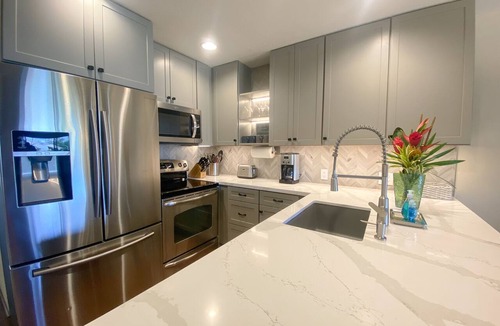 Kihei Condo | Hale Kamaole 273 Second floor condo, easy access to best beach on Maui!