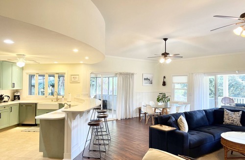 Princeville House | Hale Laniakea ~ 4 BR Modern Island Escape w AC