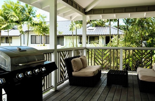 Waialee House | Haleaha Road - Steps to the Beach in Hau'ula