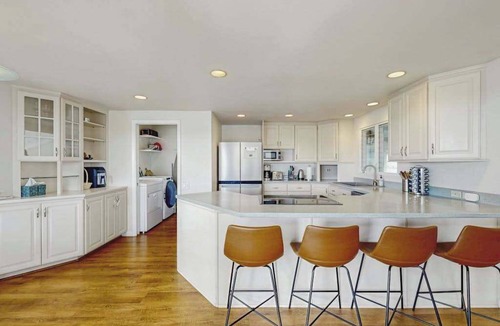 Hawaii Kai House | Hawaii Kai Dream with Ocean Views & Big Lanai