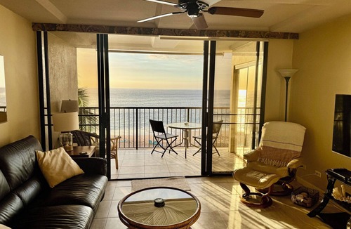 Makaha Condo | Hawaiian Princess Beachfront Condo at Makaha