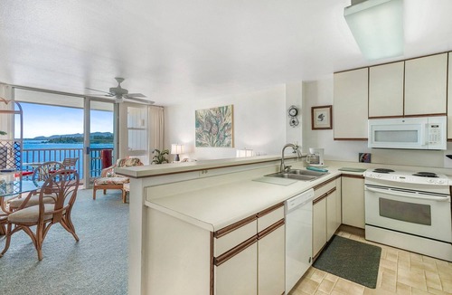 Wailua Condo | "Hawaiian Style Oceanfront Corner Condo with Panoramic 2nd Floor Views at Wailua Bay!"