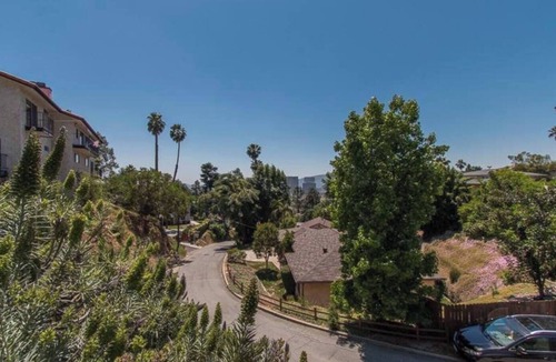 Rossmoyne House | Hidden Gem! 2BR Guest House Near LA, Glendale & Universal