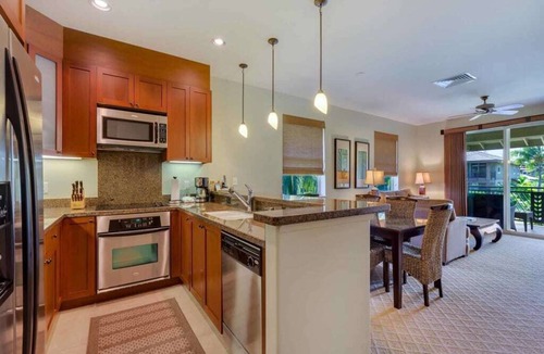 Waikoloa Condo | High Style 2 Bedroom – Hali'i Kai Waikoloa 20A