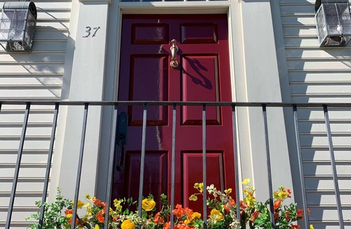 The Point House | Historic 304 year old, Award winning, whole house rental by the water.