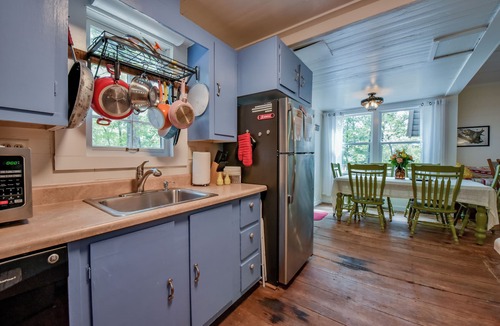 Northport House | Historic Buzzard Roost on the Lake - Stay on Lake Tuscaloosa!