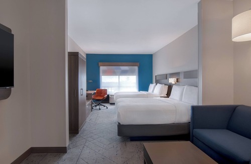 Prattville Hotel | Holiday Inn Express Hotel & Suites Prattville South by IHG