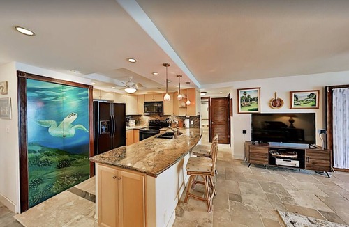 Kahana Condo | 🌺 Hololani Penthouse MAUI Oceanfront 🐋