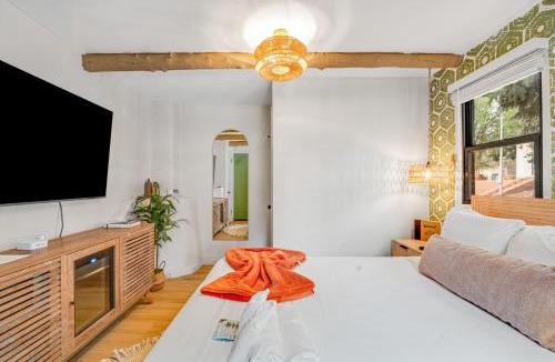 Manitou Springs Apartment | Homey Studio in Manitou Springs Walk Downtown