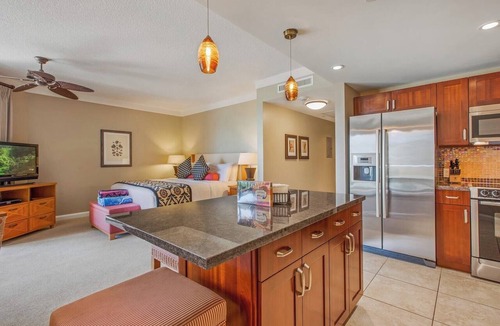 Kaanapali Condo | Honua Kai | Ocean View Studio Sleeps 4 | Car Incl. w/6+ Nights | HKH-323 by KBM