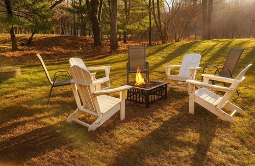 Briar Crest Woods House | Hot Tub & Theater Haven-Lake and Ski Retreat