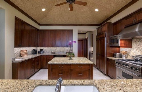 Kaupulehu House | Hualalai 72-107 Pakui: Private Residence on the 14th Green With Maui Views.