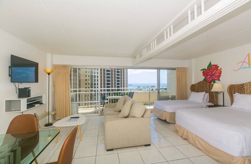 Waikiki Condo | Ilikai 1 Bedroom Lagoon View, Minutes to the Beach! No Resort Fees!