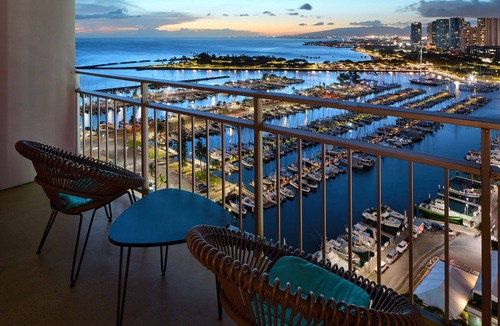 Waikiki Hotel | Ilikai Hotel & Luxury Suites