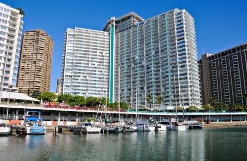 Waikiki House | Ilikai Tower 1323