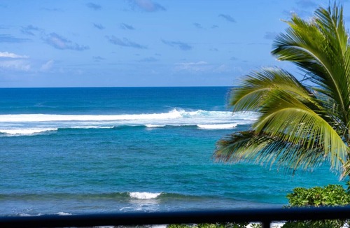 Kahuku Villa | In-Demand Ground Flr Largest 3BR Villa Steps to Beach + Pool + Jacuzzi