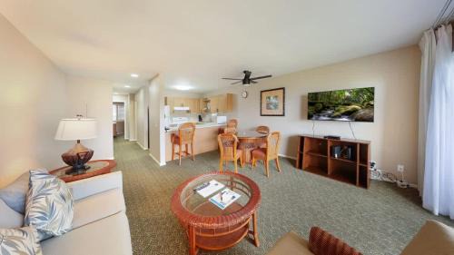 Kapaa House | Island Dream Getaway Pono Kai Resort E304