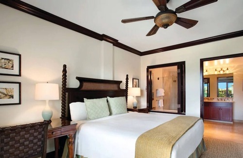 Wailua House | Island Escape! Private Lanai, Full Kitchen, Spa, Minutes to Waipouli Beach