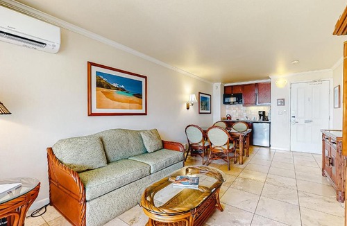 Wailua Hotel | Islander on the Beach 308