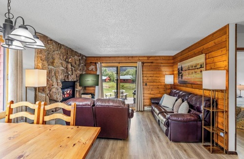 Clark House | Juniper - Get away with modern conveniences