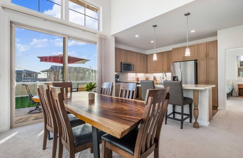 Makaha Valley House | Kalo Collective ~ Mauka to Makai