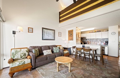 Wailua Condo | Kapaa Shore Resort A308, Oceanfront, Moon Rise and Sunrise views, 3rd floor